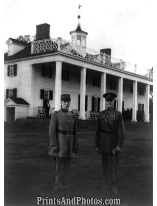 Gen John Pershing & Petain 5278