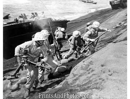 US Marines in Iwo Jima  5588 US Marines in Iwo Jima  5588