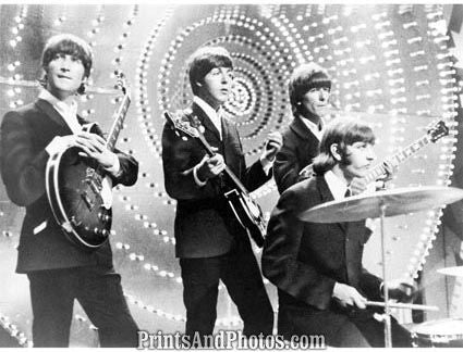 The Beatles Performing  5684