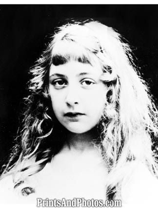 Agatha Christie Potrait  6340 Agatha Christie Potrait  6340