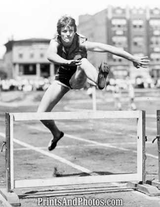 Babe Didrikson Hurdling  6346 Babe Didrikson Hurdling  6346