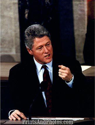 Bill Clinton at Podium  6364