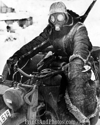 German Soldier Motorcycle 6402