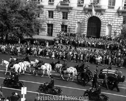 FDR Funeral Procession 6752