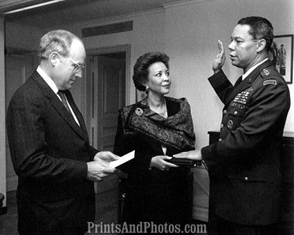 Cheney Swears in Colin Powell 6942