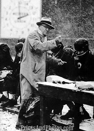 Papa Bear George Halas Sidelines  7010 Papa Bear George Halas Sidelines  7010