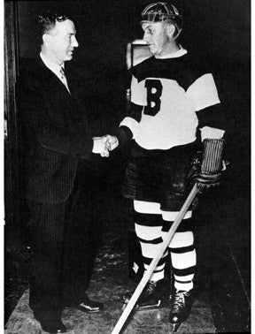 Bruins Eddie Shore & Art Ross  7067 Bruins Eddie Shore & Art Ross  7067