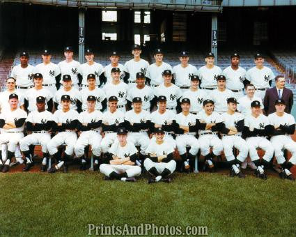 62 YANKEES TEAM  0751