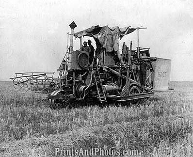 Farm Equipment Holt Combine 1909  0990