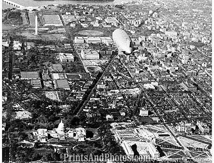 AKRON World Largest Zeppelin  1068