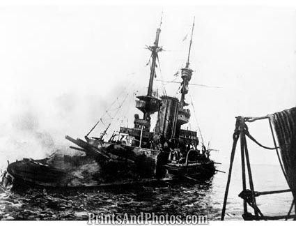 WW I Battleship Irresistible Sinks  1247