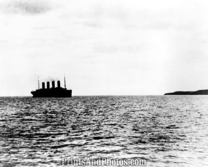 TITANIC Leaving on Last Voyage  1310