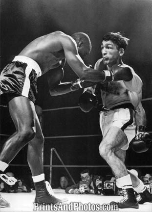 BASILIO vs SAXTON 1957 Boxing  1567