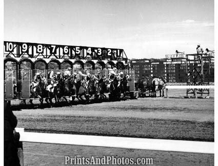 Horse Racing SUFFOLK DOWNS 1947  1596
