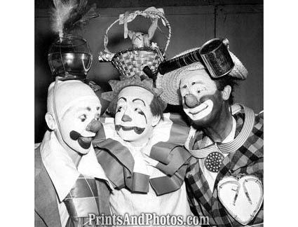 Ringling Bros Clowns  18040