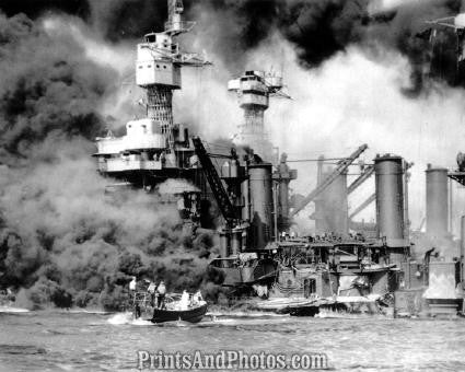 WORLD WAR II Pearl Harbor Burning 18880