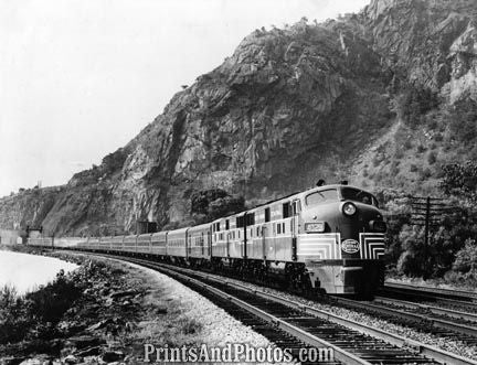 NY Central 20th Century Train  19560