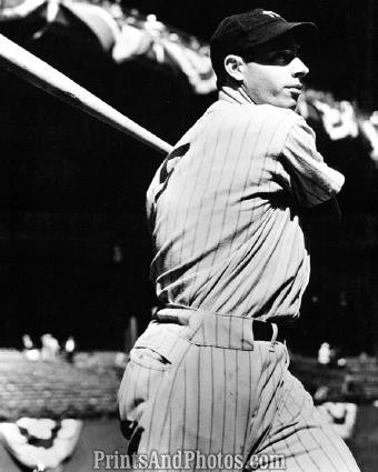 Yankees JOE  DiMAGGIO Swing  2245