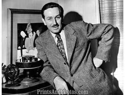 WALT DISNEY Portrait  2353