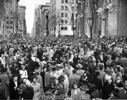 NYC 5th Ave Easter 1948  3031