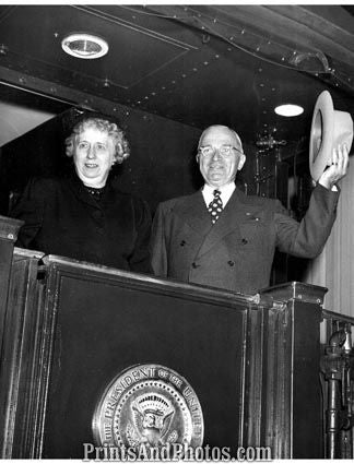 President & Mrs Truman Campaign Train  3544
