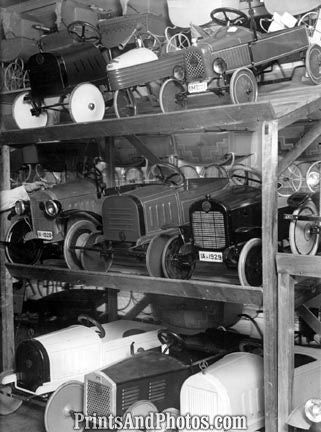Old Toy Cars Circa 1938  3876