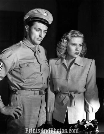 Robert Mitchum & Jacqueline White 3934