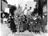 WWI Armistice Day Soldiers & Wives  4005