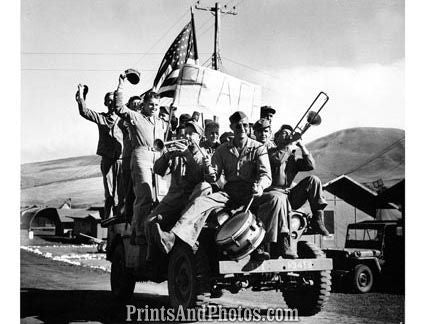 Marines WWII  in Iwo Jima  4029