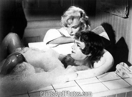 Some Like It Hot Monroe & Curtis  4306