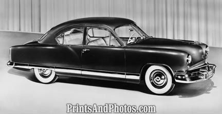 Kaiser 1952 Sedan  4729