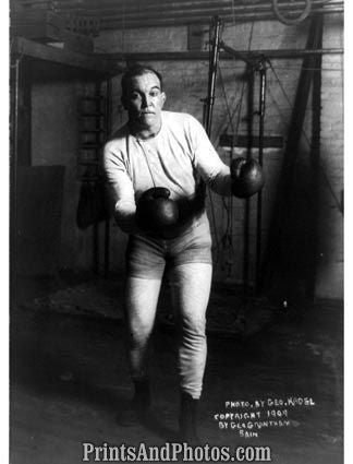 Boxer Jim Jefferies 1909  5048