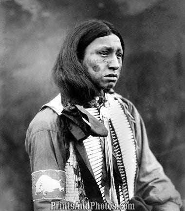 Indian Walter Iron Shell Portrait  5179