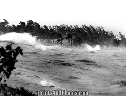 Flordia Hit By Hurricane 1945  5264
