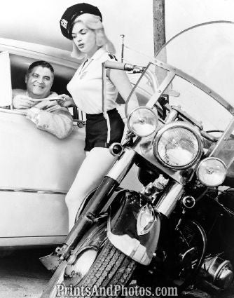 Jayne Mansfield Sexy Cop  5554