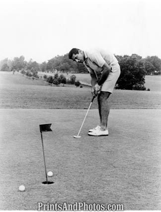 Joe Namath Playing Golf  5559