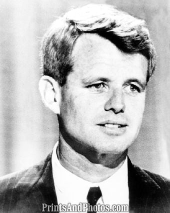 Robert F Kennedy Bust  5645