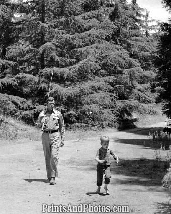 Andy Griffith w/ Ron Howard  5681