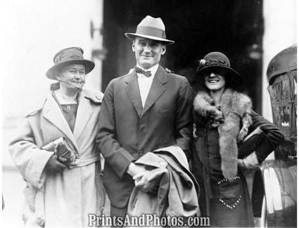 Walter Johnson w/ Wife & Mom  5736