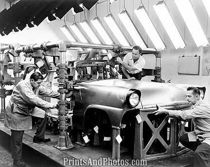 Ford Motors 1954 Assemby Line  6980
