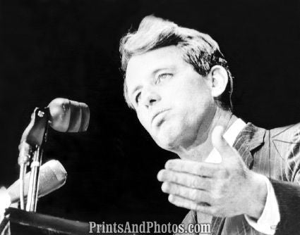 Robert F Kennedy Making Speech  7171